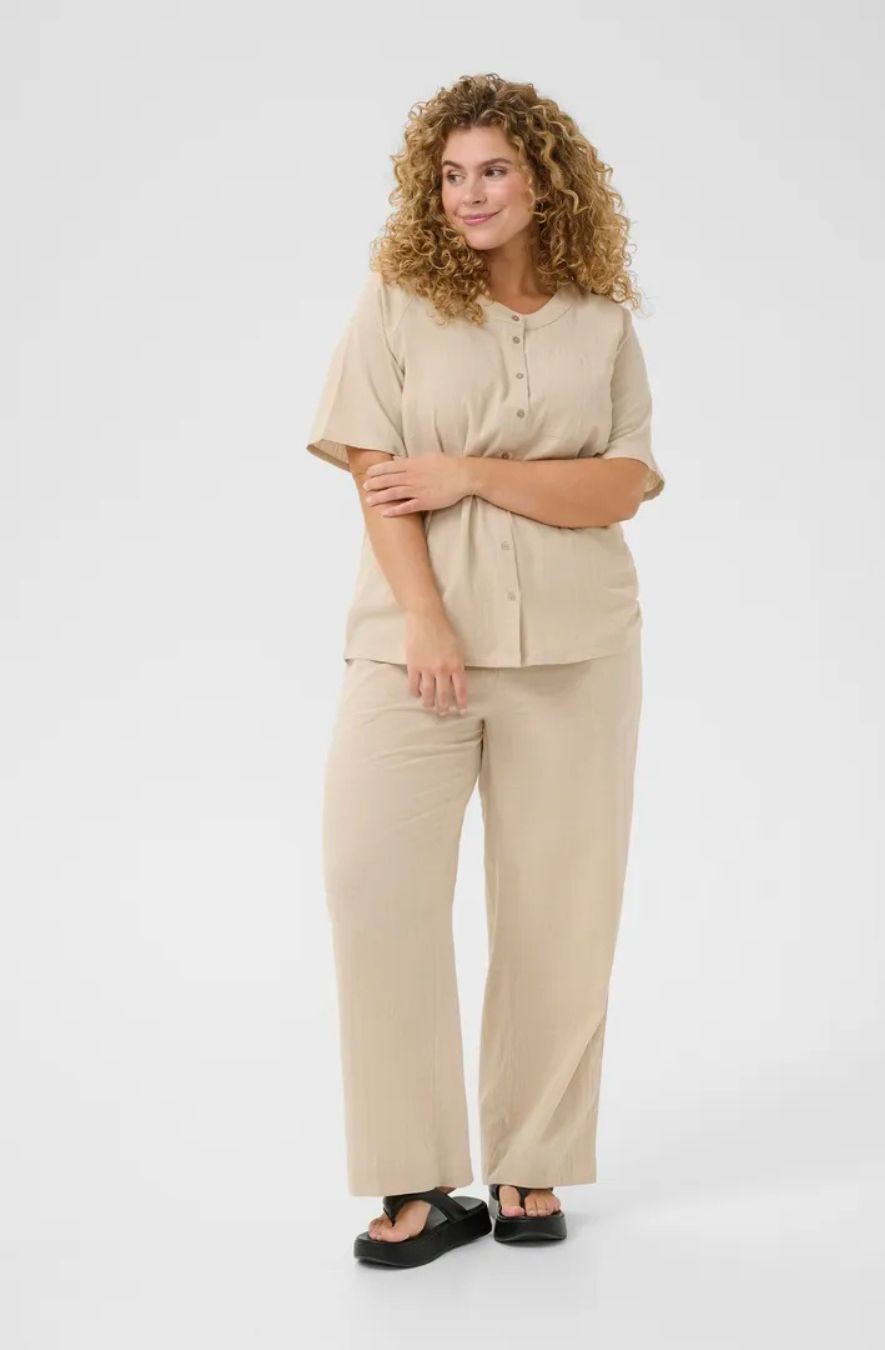 Blouse à manches courtes Kaffe Curve 10582337