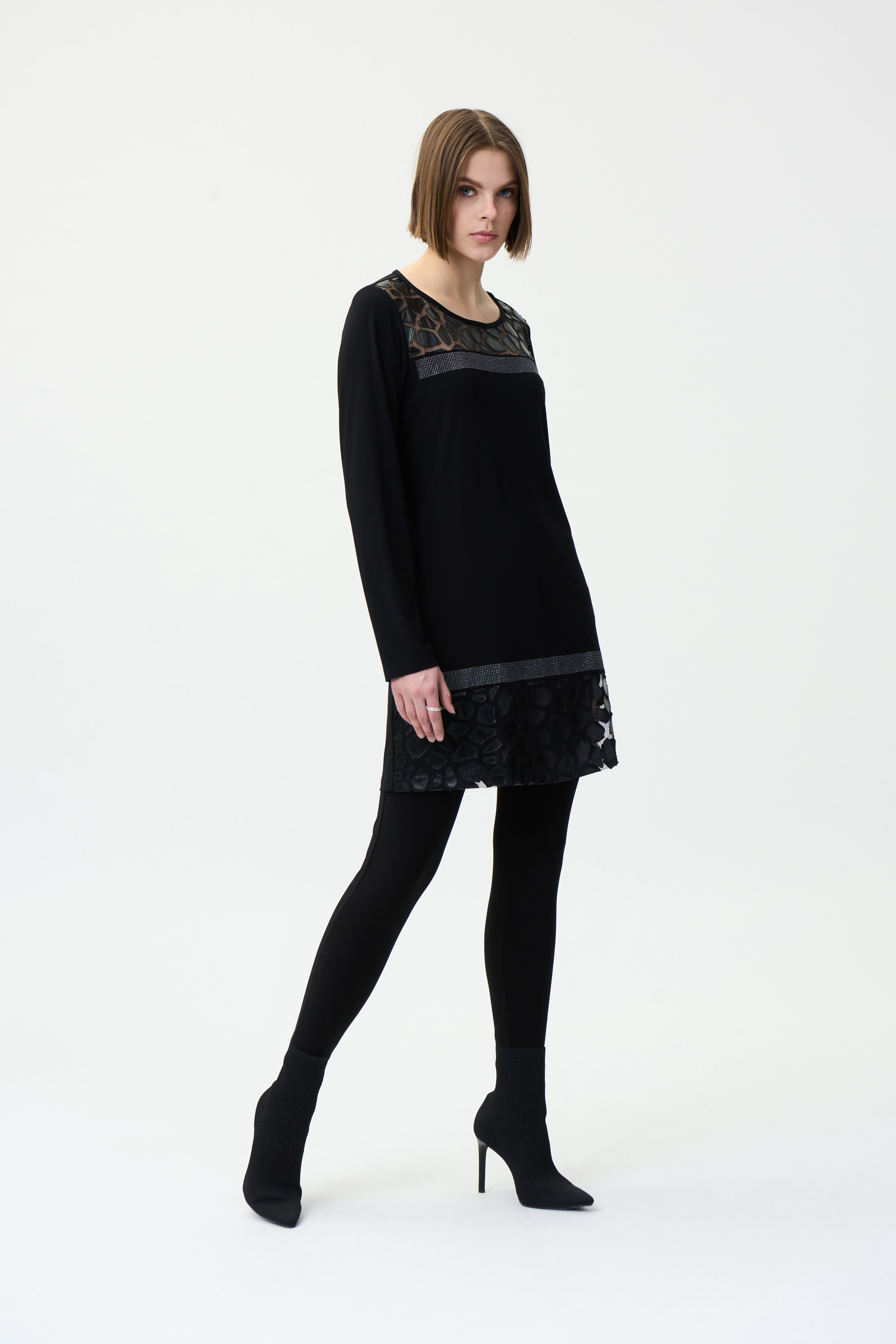 Tunique avec strass et découpes Joseph Ribkoff 224350 